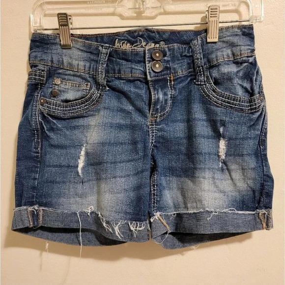 Women Shorts by Aruja Jeans (5/6) - Picture 1 of 5
